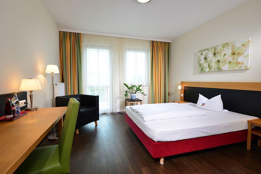 Arthotel Ana Gallery Vaterstetten Kültér fotó