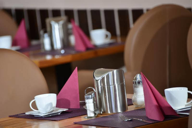 Arthotel Ana Gallery Vaterstetten Kültér fotó